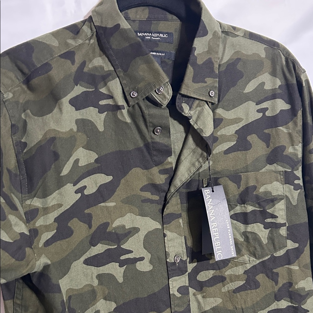 Banana Republic Men's Green Camouflage Shirt Jacket